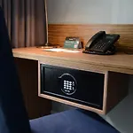 Hotel Travelodge Centre 3*