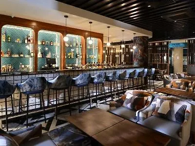 호텔 Travelodge Centre 3*