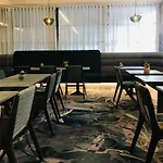 Ξενοδοχείο Travelodge Centre 3*