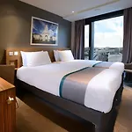 Ξενοδοχείο Travelodge Centre 3*