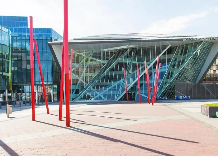 Travelodge Centre 3*