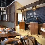 Hotel Travelodge Centre 3*