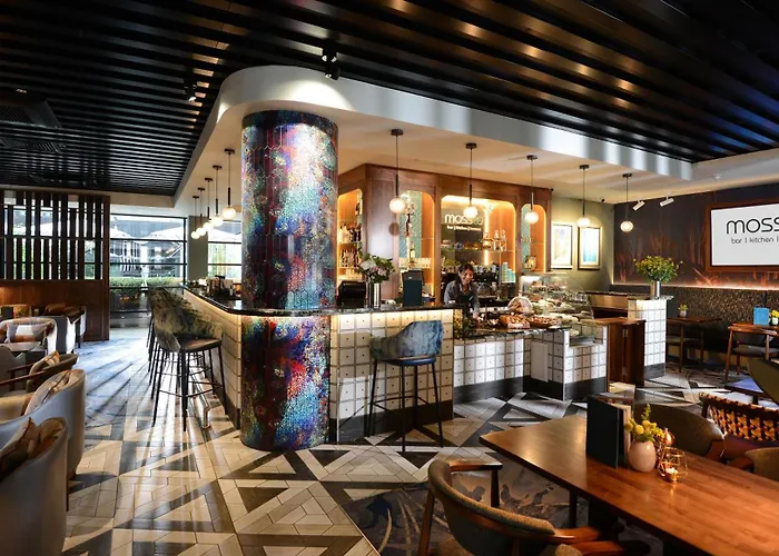 Travelodge Centre Hotell 3*