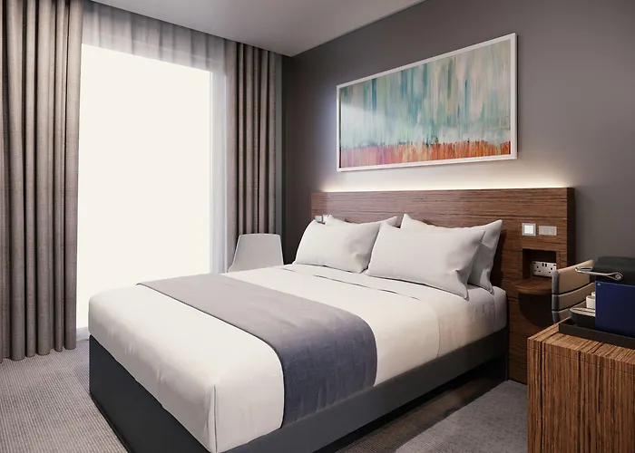 Travelodge Centre 3*